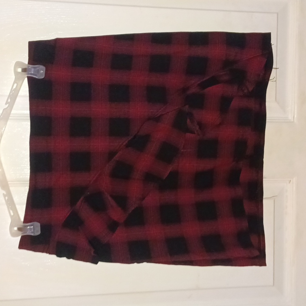 Red and black mini skirt